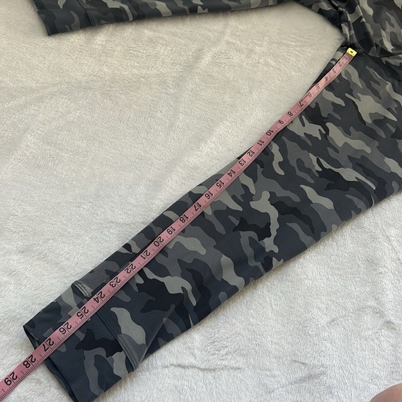 VS PINK Women’s‎ High Waist Camo Activewear Streetwear Stretch Comfy Joggers M - Picture 10 of 11